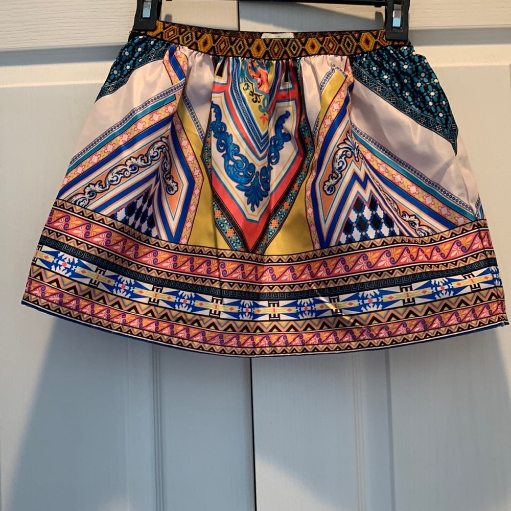 Flying Tomato Skirt size Large 9-10